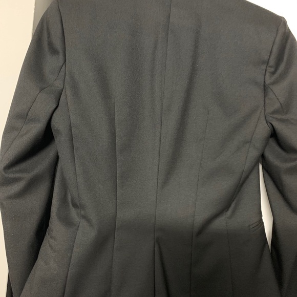 Blazer - Picture 9 of 9